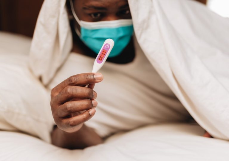 adult-african-african-american-bed-black-care-cellphone-common-cold-concept-contagious-contamination_t20_e9JVpB-768x542