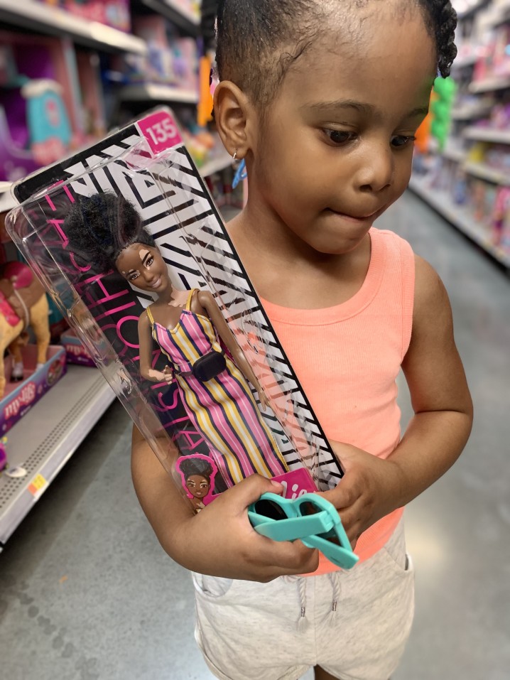 barbie-walmart-vitiligo-barbie-doll-vitiligo-barbie_t20_P0QQZ8