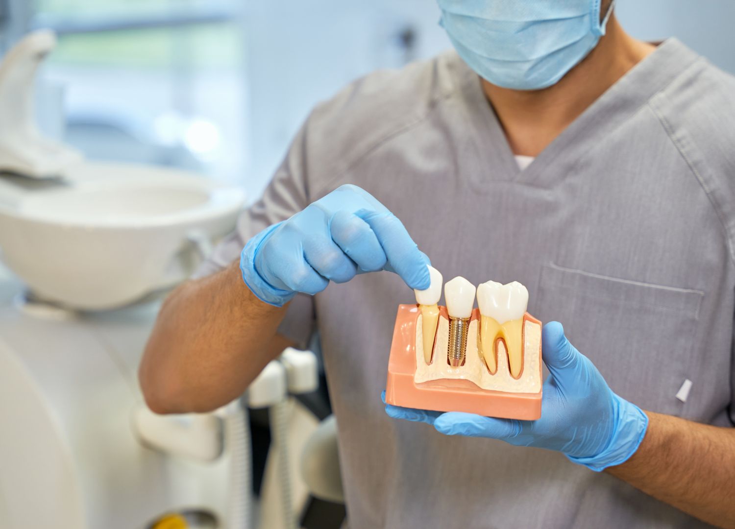 Dental Implants Or Dentures- 5 Things to consider before you choose