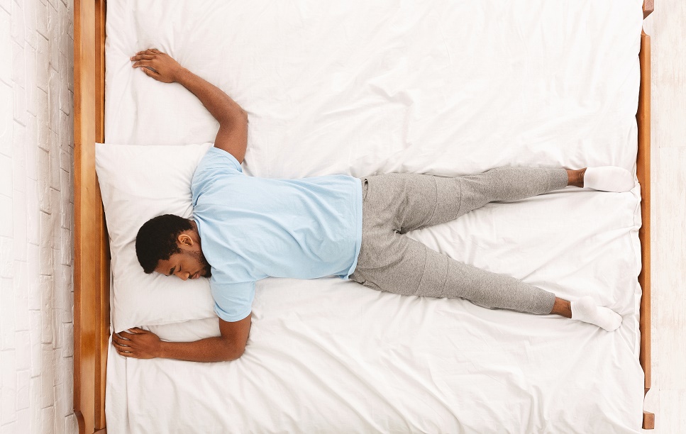 Trouble falling asleep or staying asleep linked to poorer health in teens
